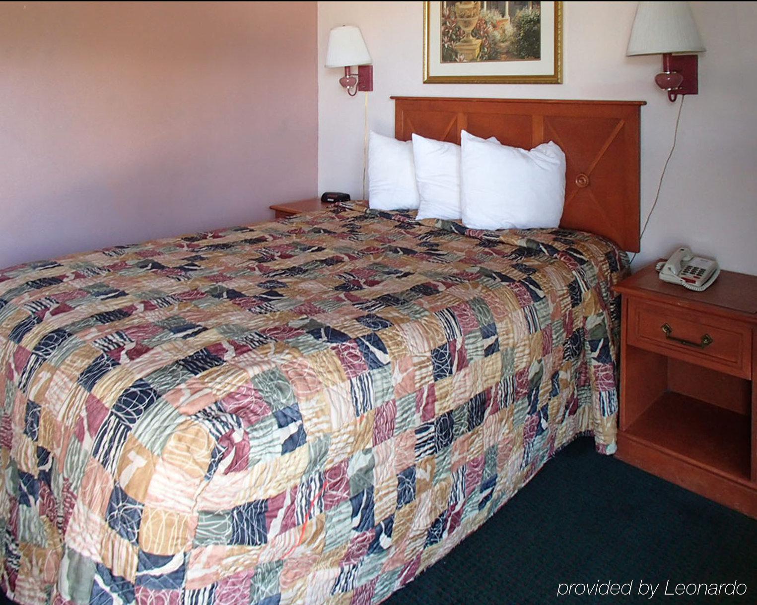 Rodeway Inn Leesburg Chain Of Lakes Luaran gambar